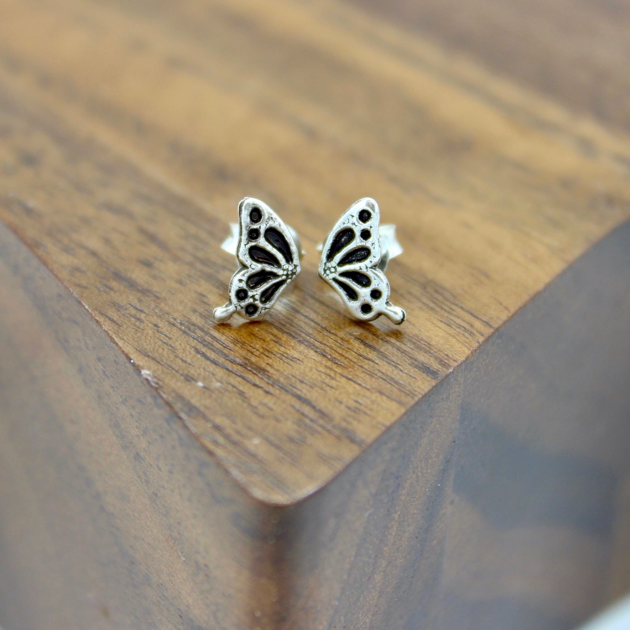 Butterfly earring