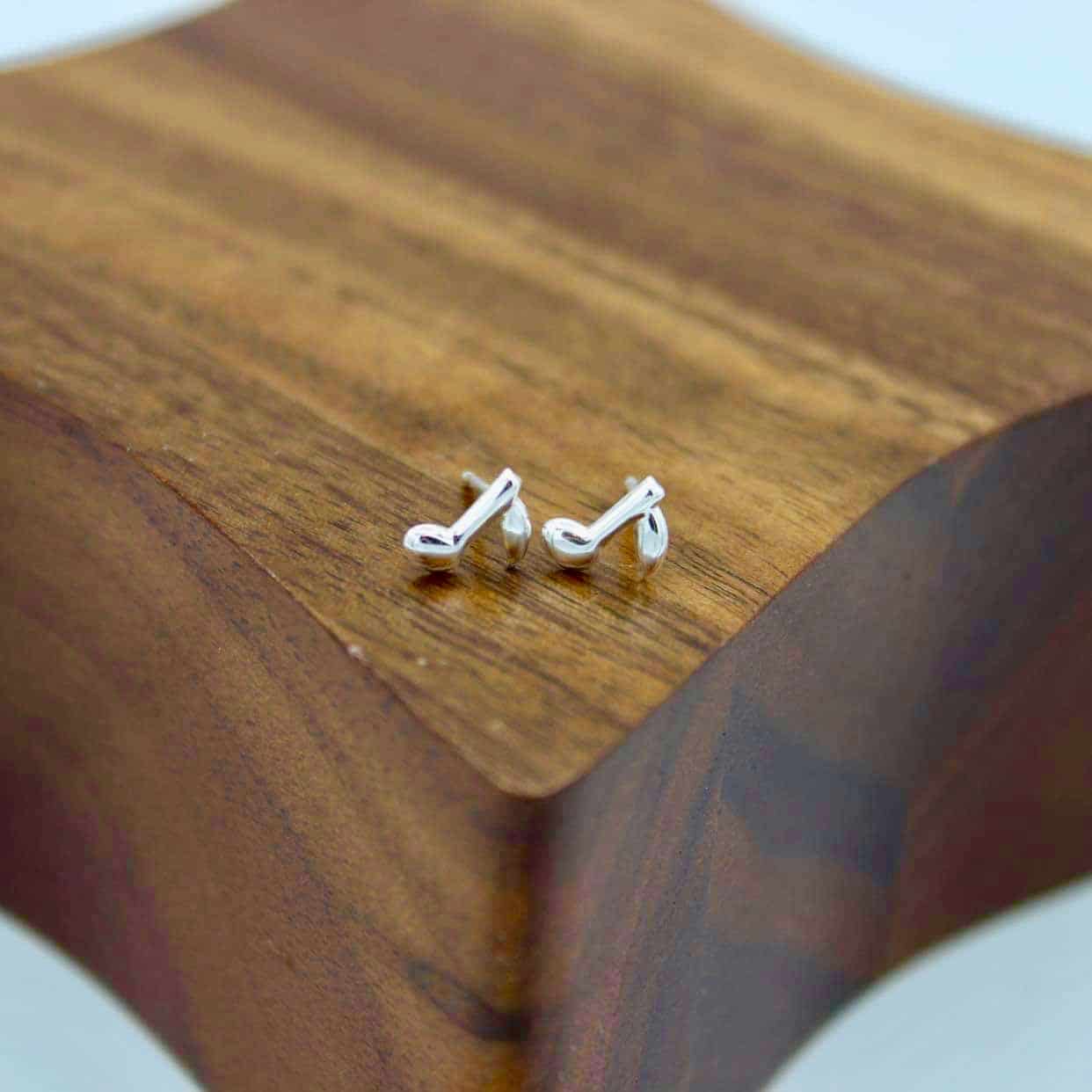 Musical note ear studs